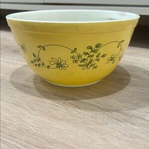 Vintage Pyrex Shenandoah 402.